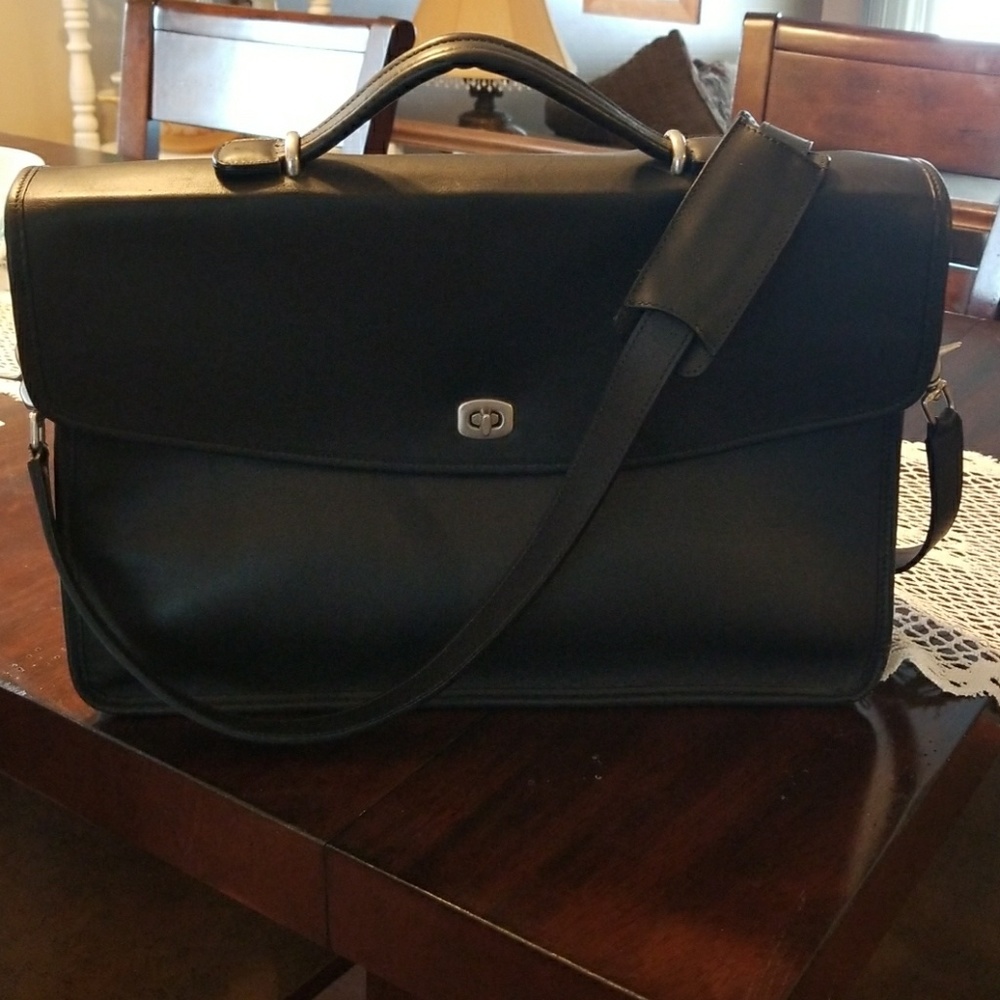 Beautiful Vintage Coach Briefcase 5265